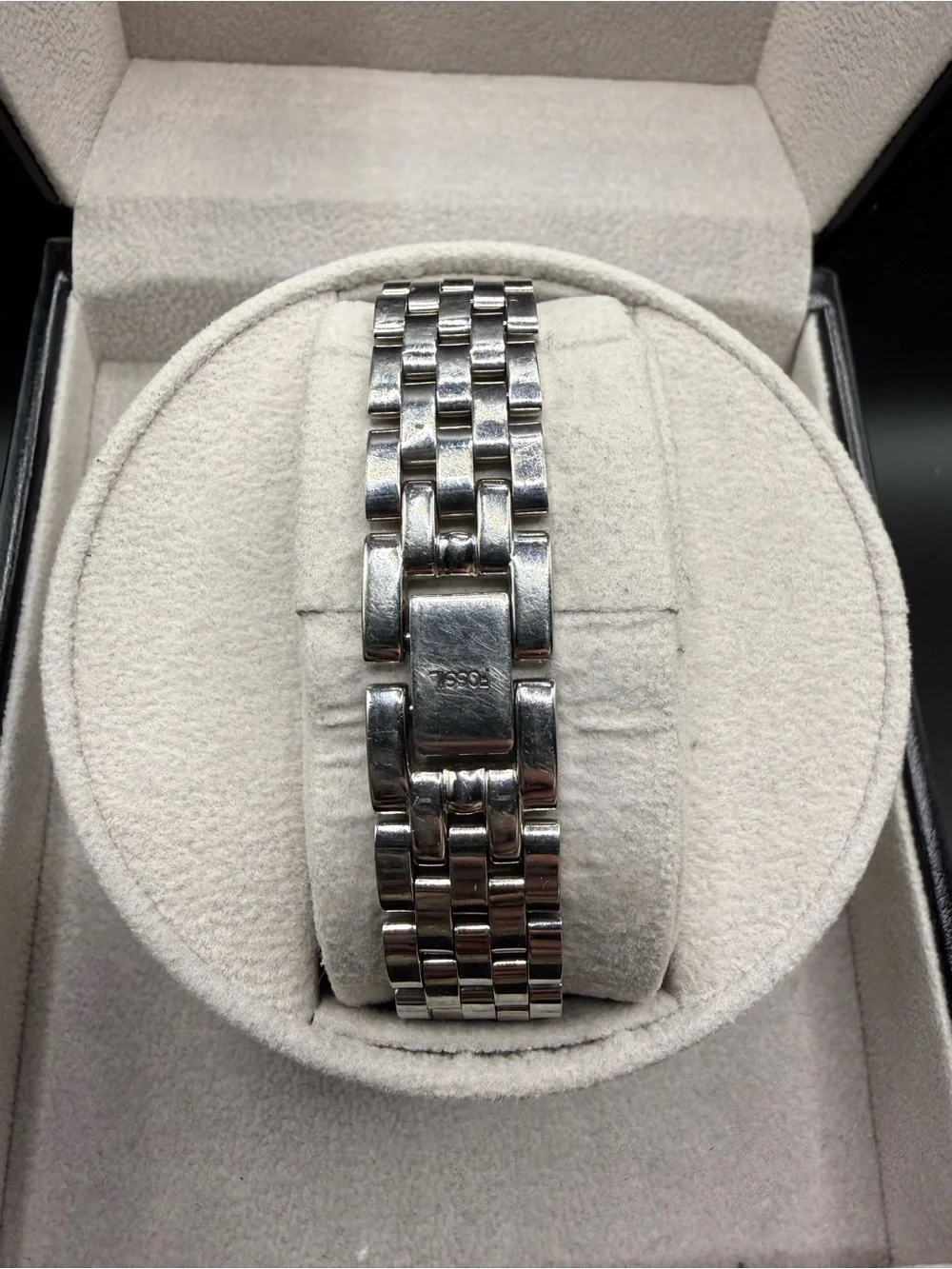 Fossil steel fs